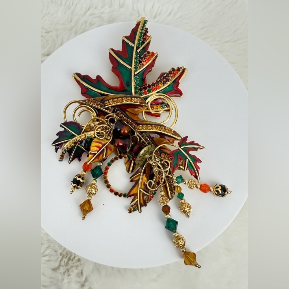 LUNCH AT THE RITZ Canada Leaf Brooch. Enamelled, crystals